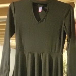 Black dress long sleeve Size Juniors 11/13